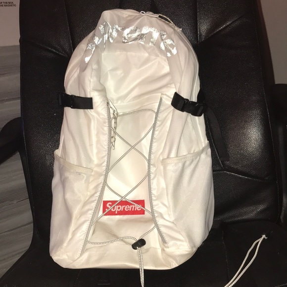supreme backpack fw17 white